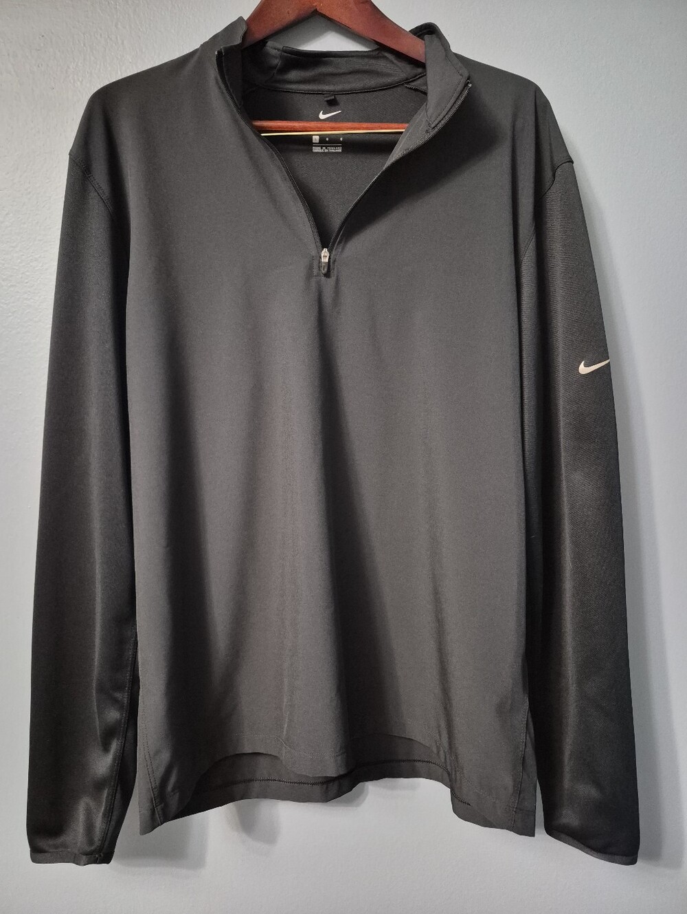 Men's Nike Black Long-Sleeve Quarter-Zip DRI-FIT Performance Top, large